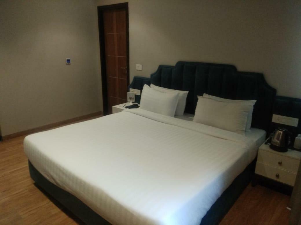 Hotel Accord Premier Raigarh 외부 사진